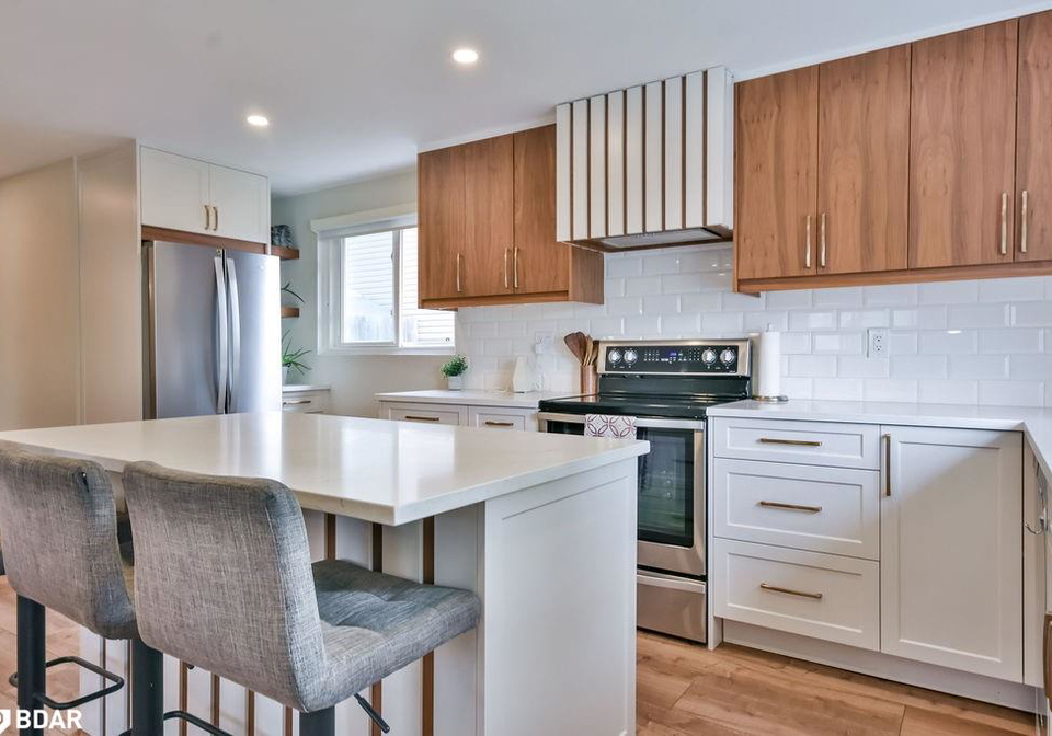 245-letitia-street-barrie-ontario-40737375