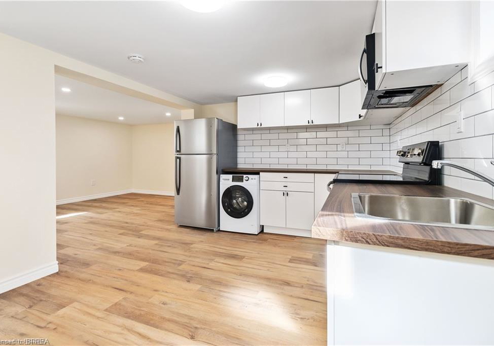 95-fairview-drive-brantford-ontario-40737474