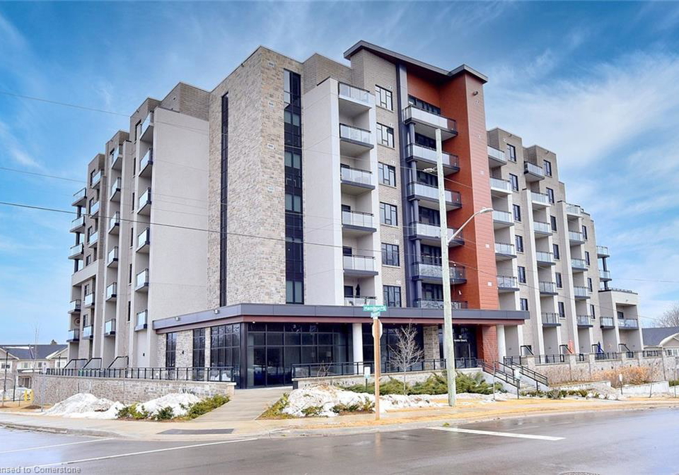30-hamilton-street-s-waterdown-ontario-40737494