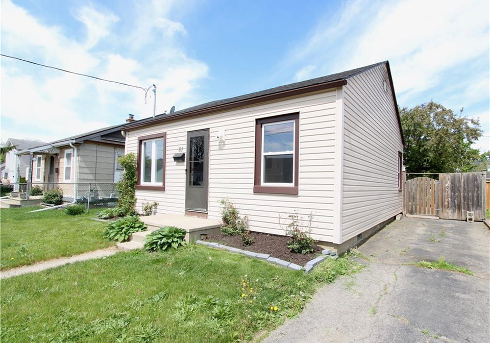 61-ninth-avenue-brantford-ontario-40737496