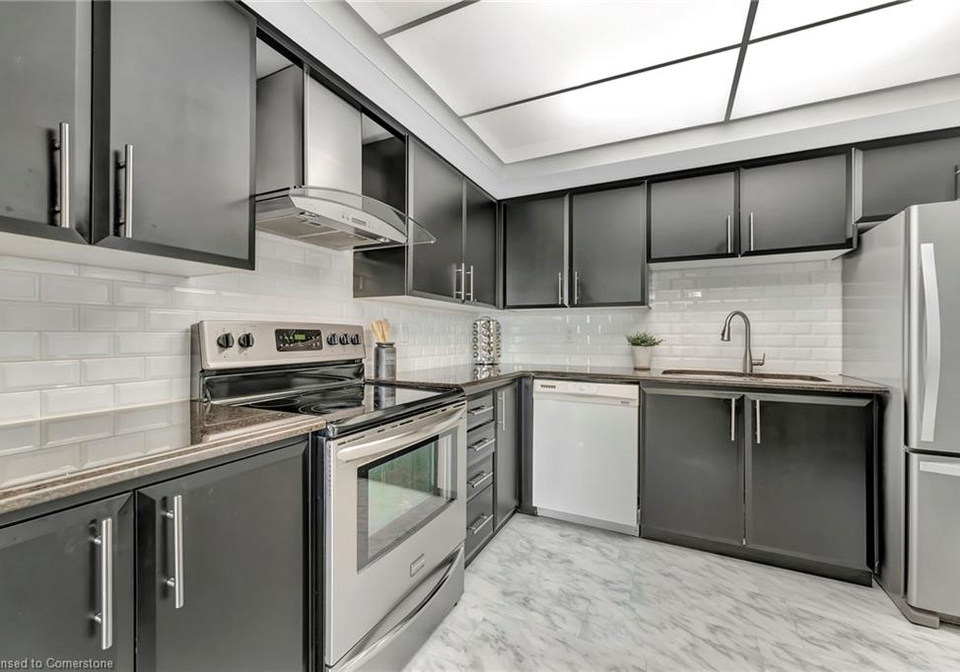 3267-king-street-e-kitchener-ontario-40737497