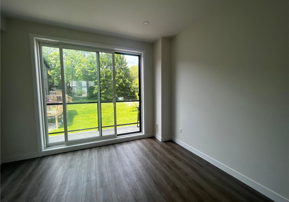 650-victoria-street-n-kitchener-ontario-40737541