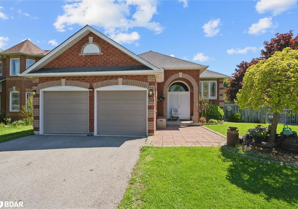 20-fairwood-drive-keswick-ontario-40737572
