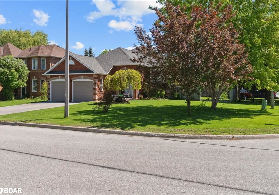 20-fairwood-drive-keswick-ontario-40737572