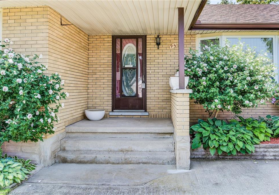 95-byron-avenue-kitchener-ontario-40737578