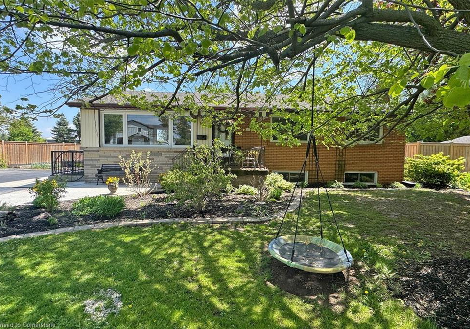 14-algonquin-avenue-flamborough-ontario-40737585