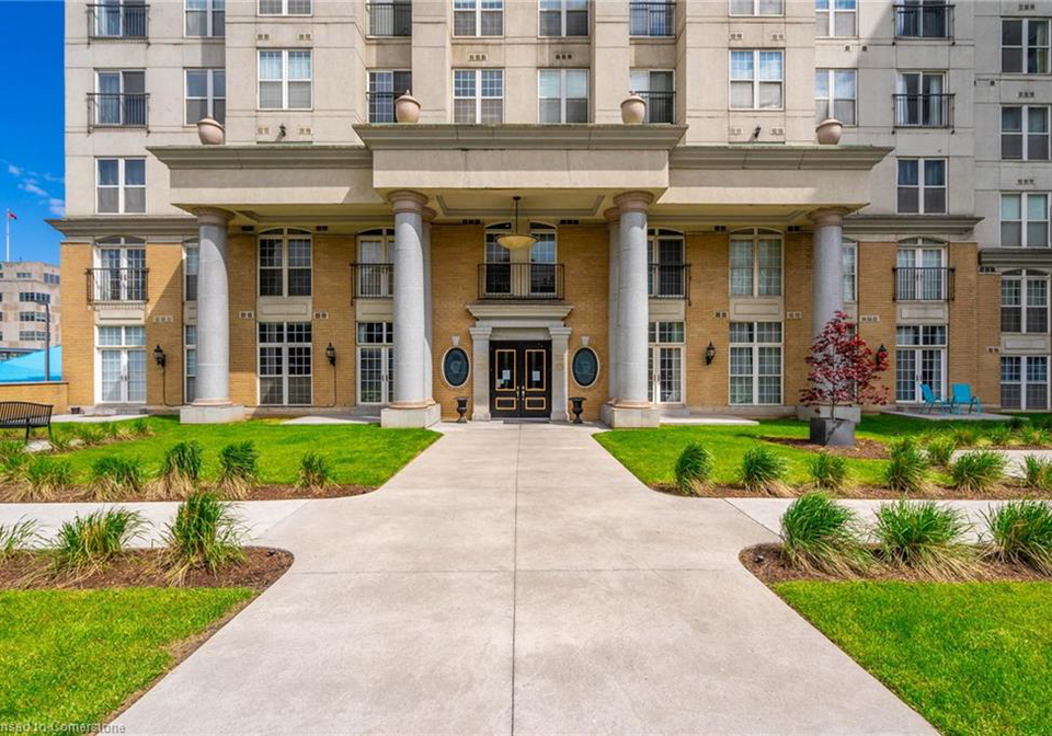 135-james-street-s-hamilton-ontario-40737649