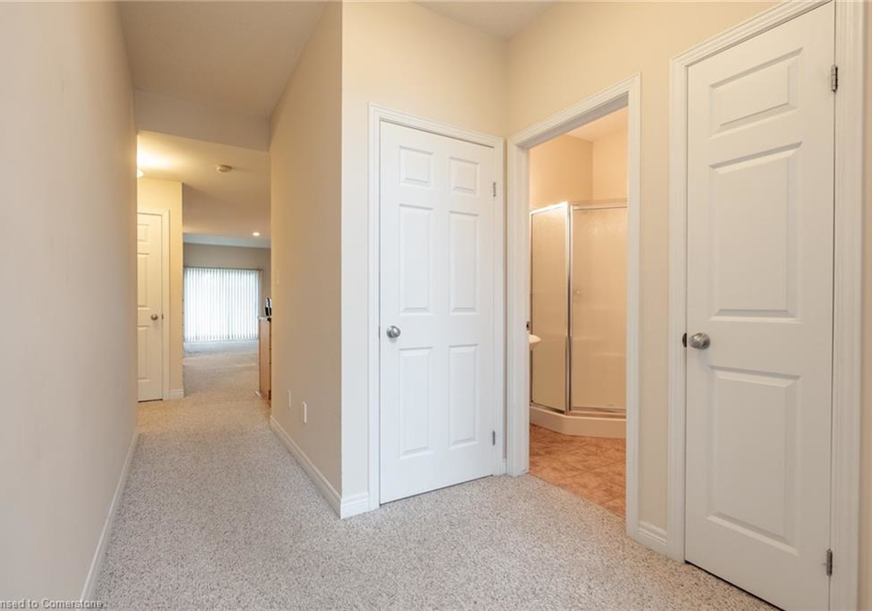 104-oakhampton-trail-mount-hope-ontario-40737747