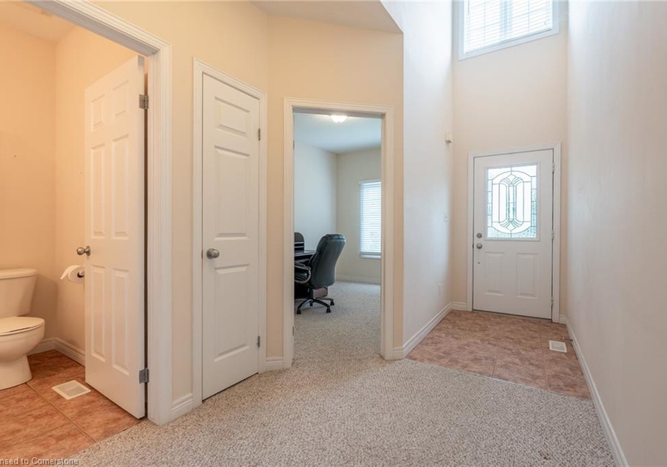 104-oakhampton-trail-mount-hope-ontario-40737747