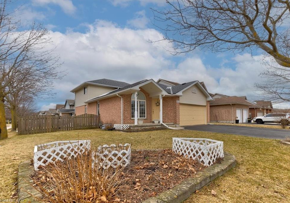 67-country-club-drive-cambridge-ontario-40737858