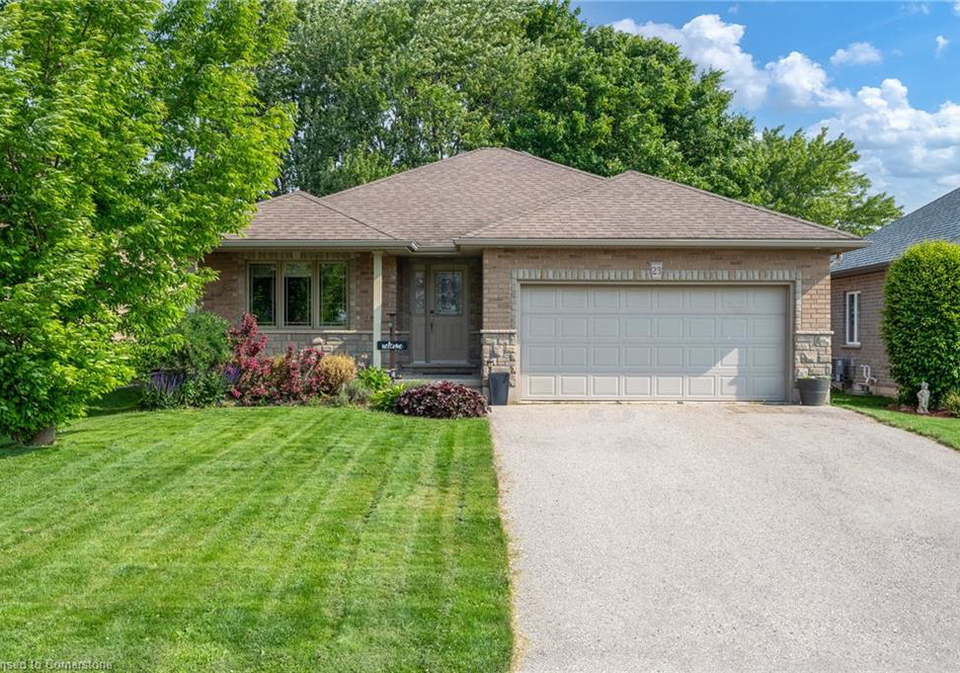 23-irving-drive-norwich-ontario-40737910