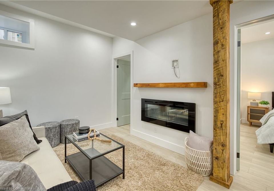51-dupont-street-e-unit-c-waterloo-ontario-40737942