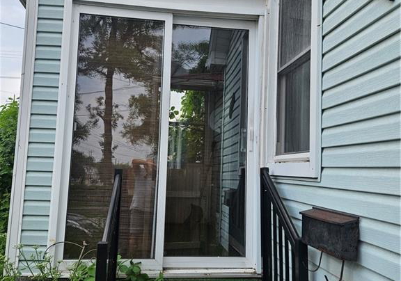 584-upper-sherman-avenue-a-hamilton-ontario-40737978