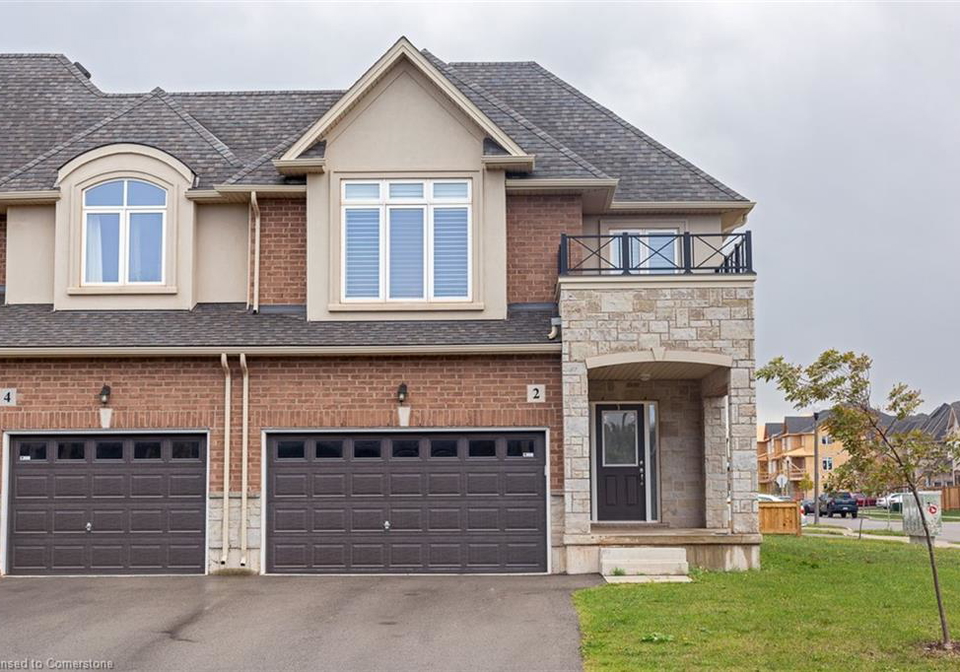 2-pinot-crescent-hamilton-ontario-40738021