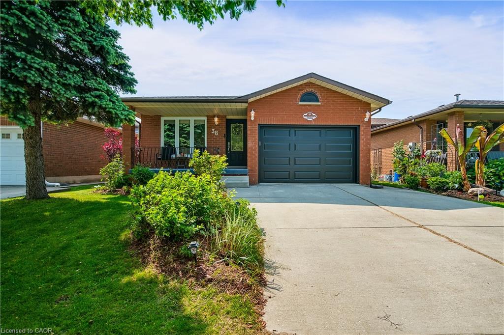 38-pinewoods-drive-hamilton-ontario-40738039