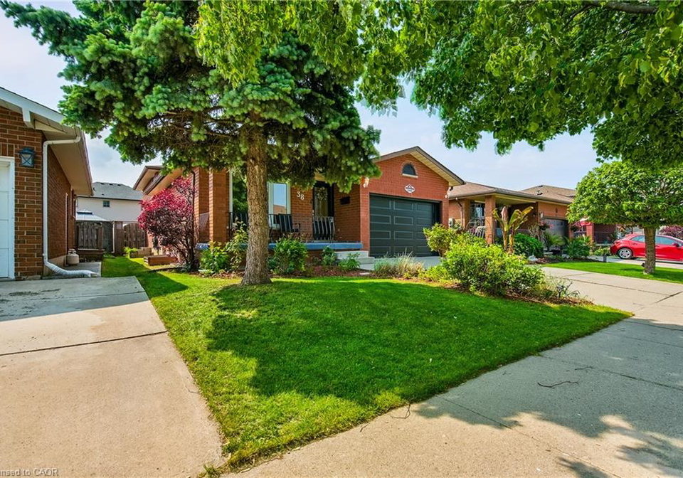 38-pinewoods-drive-hamilton-ontario-40738039