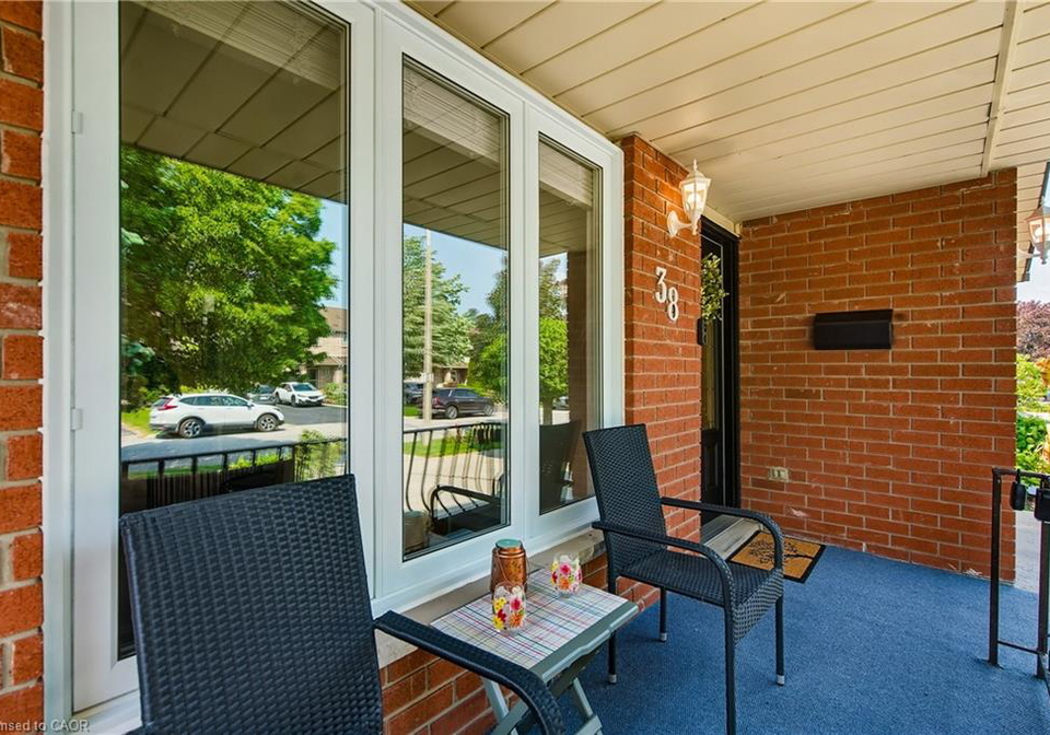 38-pinewoods-drive-hamilton-ontario-40738039