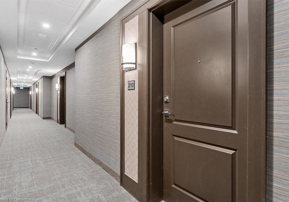 460-dundas-street-e-waterdown-ontario-40738046