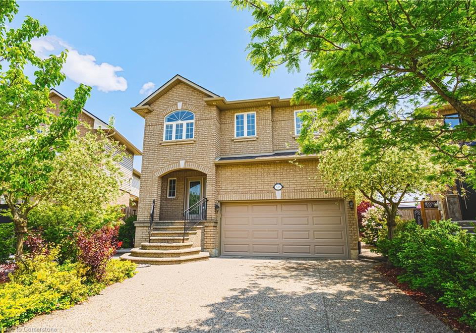 148-meadow-wood-crescent-stoney-creek-ontario-40738052