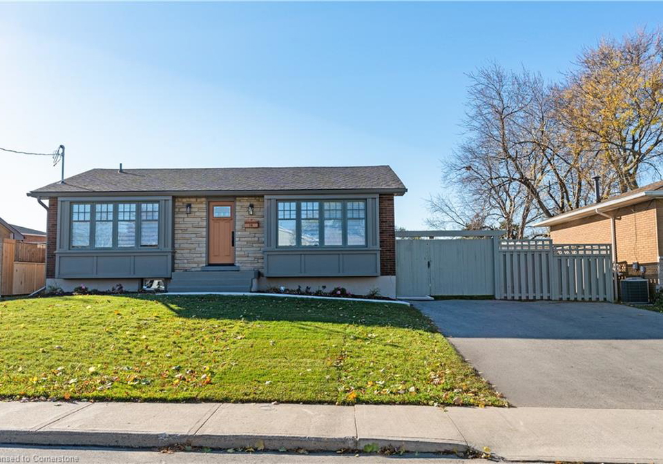 16-jay-street-hamilton-ontario-40738161