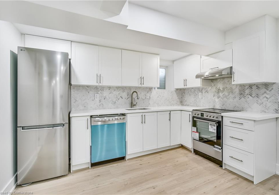 216-ravenbury-drive-hamilton-ontario-40738232