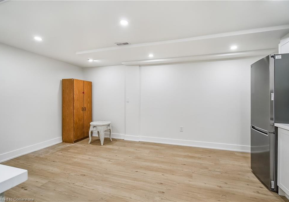 216-ravenbury-drive-hamilton-ontario-40738234