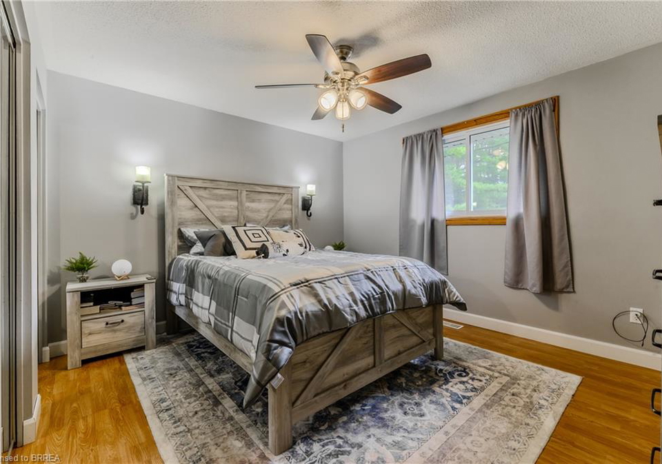 936-windham-11-road-delhi-ontario-40738294