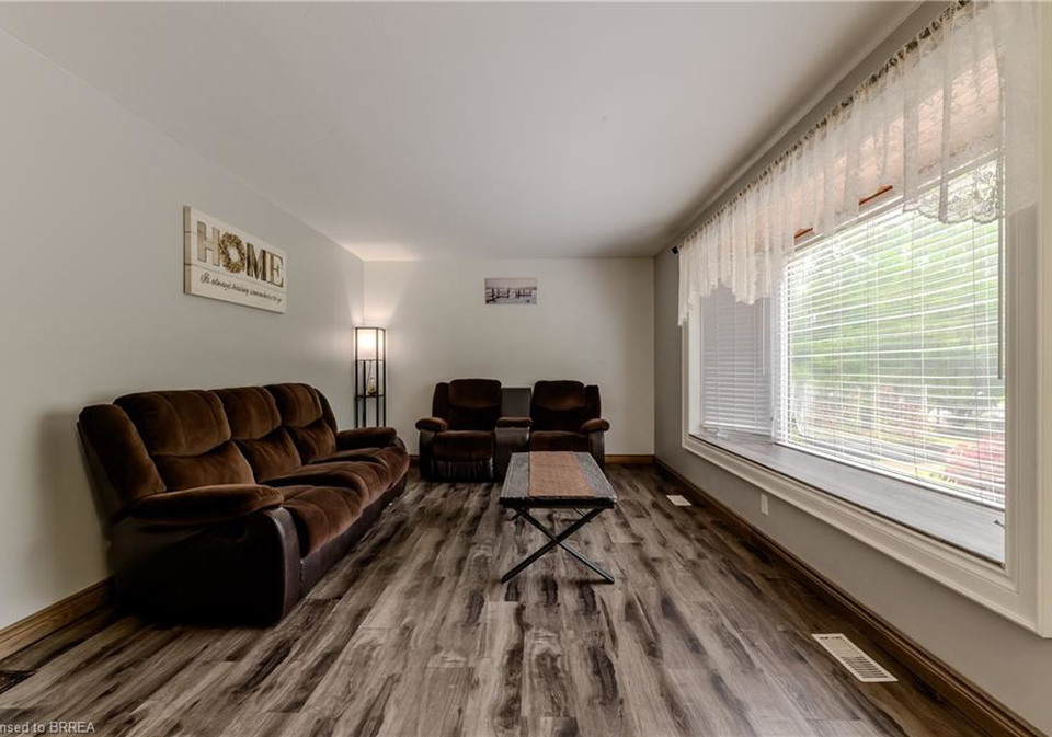 936-windham-11-road-delhi-ontario-40738294