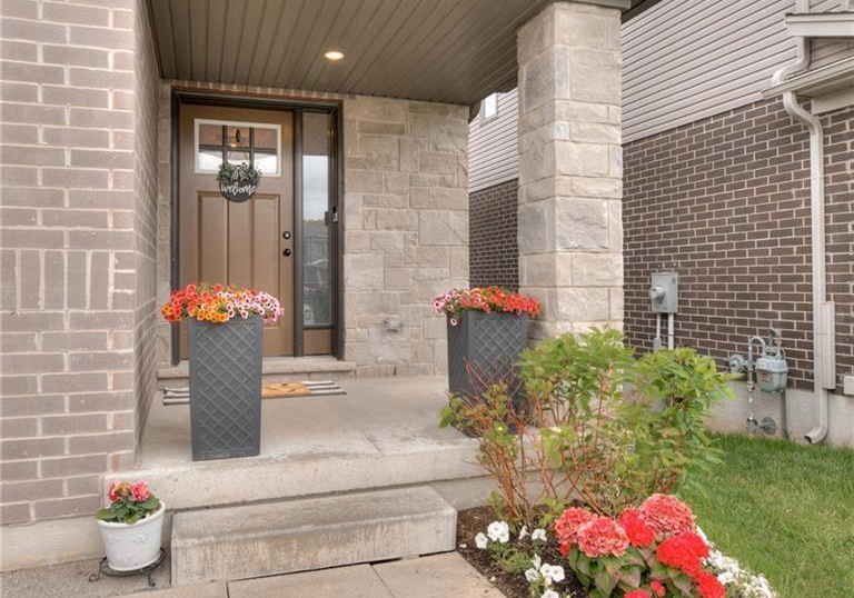 135-hardcastle-drive-cambridge-ontario-40738308