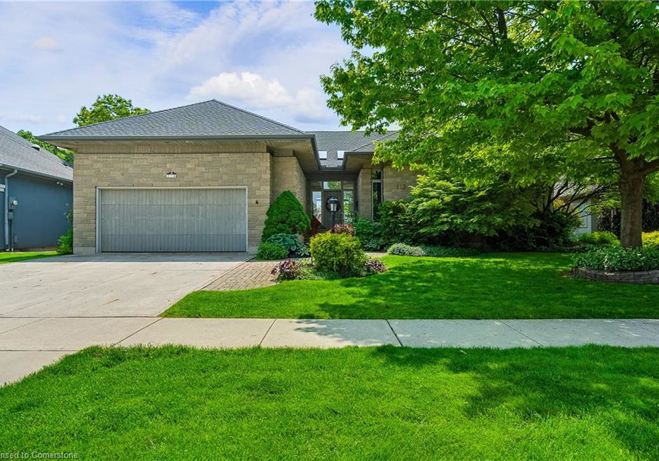 128-grindstone-way-dundas-ontario-40738325