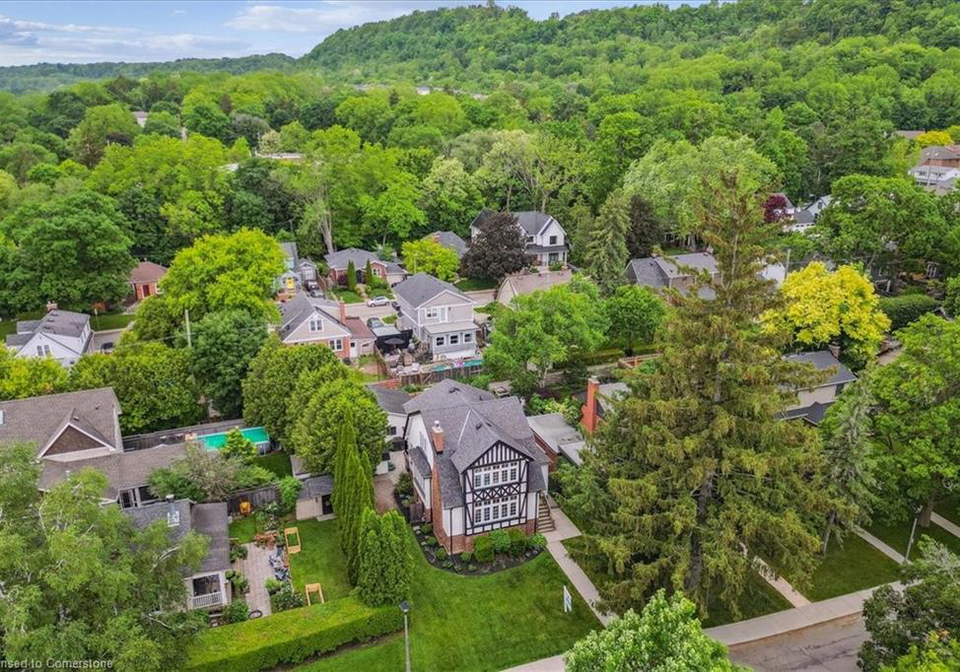 6-parkview-row-dundas-ontario-40738464