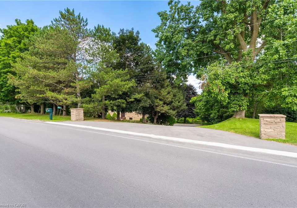 1023-west-river-road-cambridge-ontario-40738548