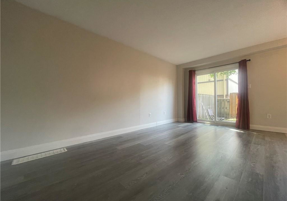 41-paulander-drive-kitchener-ontario-40738650
