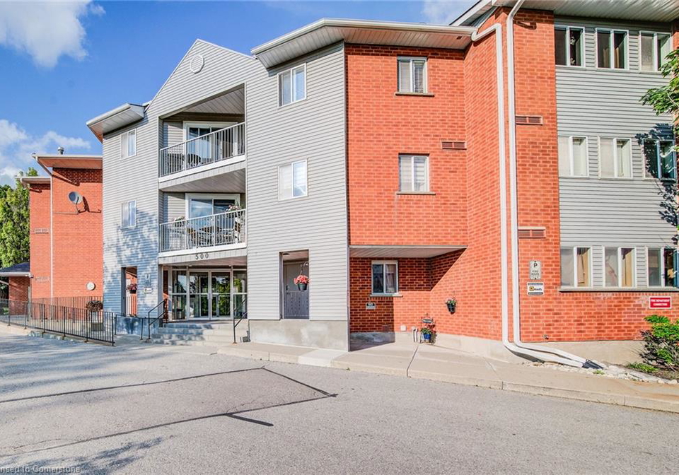 500-westmount-street-w-kitchener-ontario-40738680