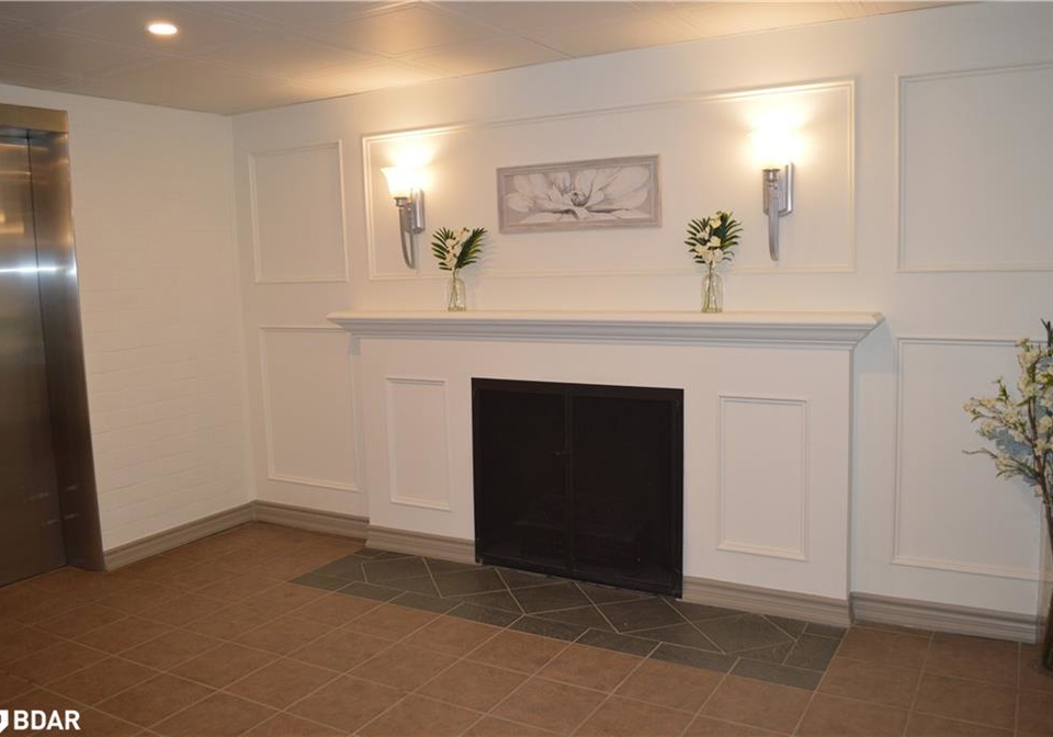 2-albert-street-barrie-ontario-40738717