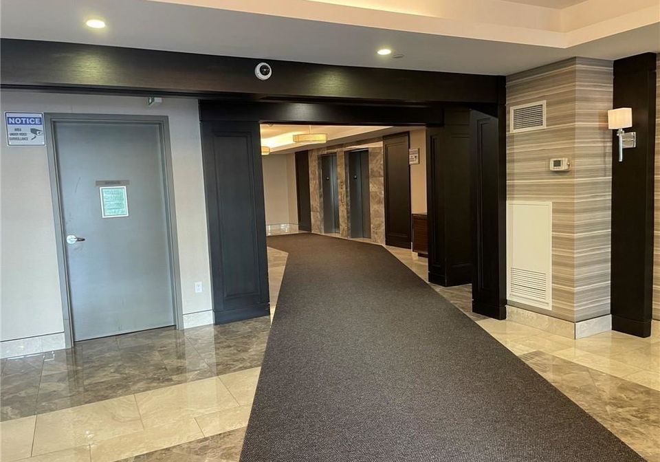 101-shoreview-place-stoney-creek-ontario-40738723