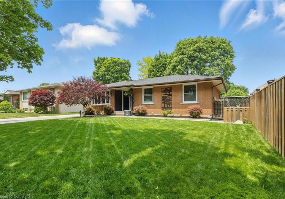 235-winston-boulevard-cambridge-ontario-40738758