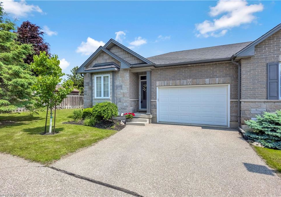 244-dundas-street-w-paris-ontario-40738780