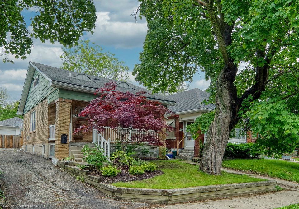 124-west-avenue-kitchener-ontario-40738837