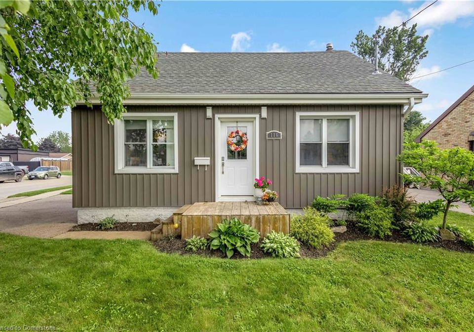 116-silver-street-paris-ontario-40738839