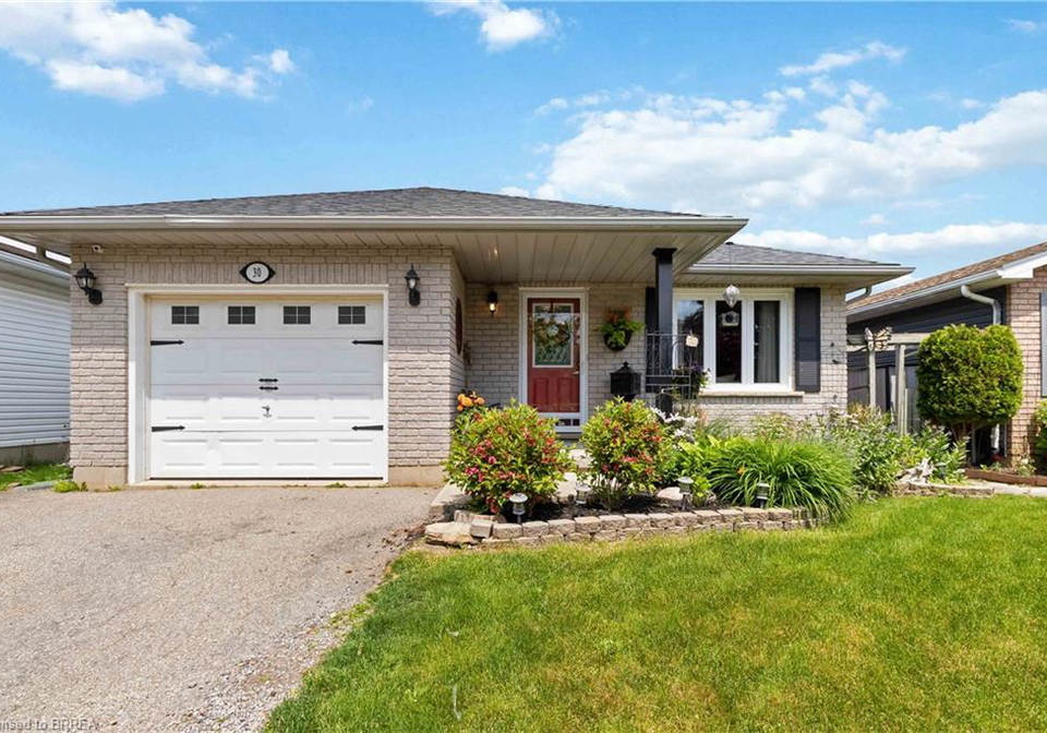 30-shannon-street-brantford-ontario-40738848