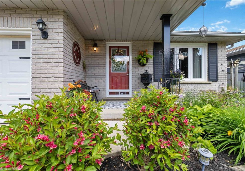 30-shannon-street-brantford-ontario-40738848