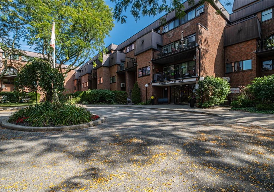 36-hayhurst-road-brantford-ontario-40739020