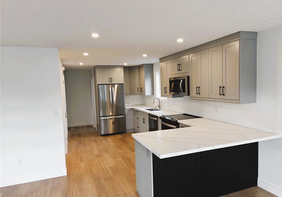 70-elmwood-avenue-unit-2-cambridge-ontario-40739250