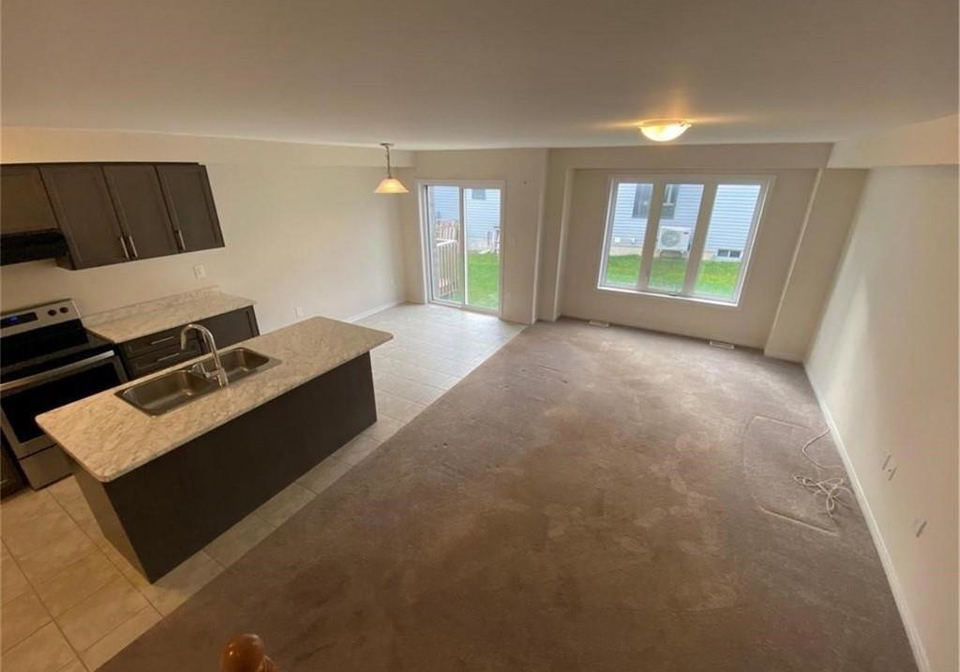 165-thompson-road-caledonia-ontario-40739312