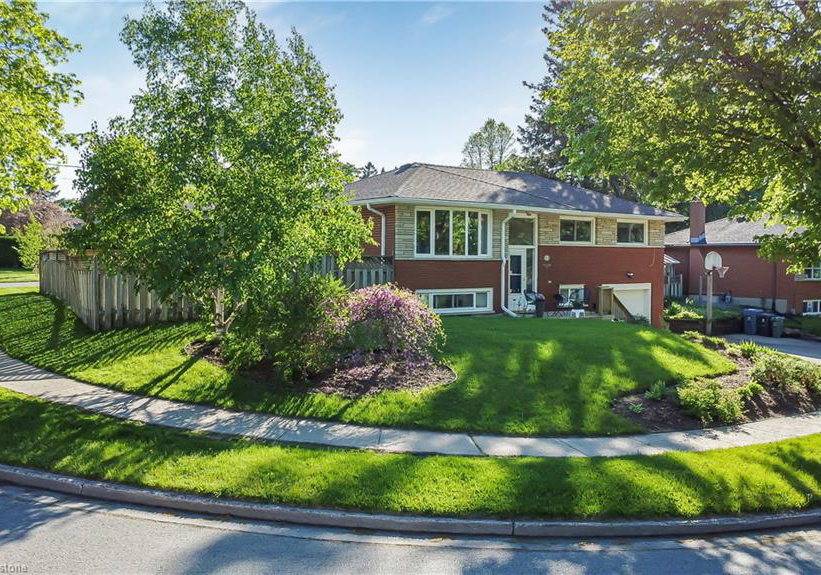 36-nicklin-crescent-guelph-ontario-40739325