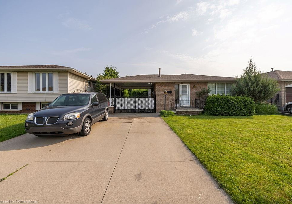22-glen-castle-drive-stoney-creek-ontario-40739330