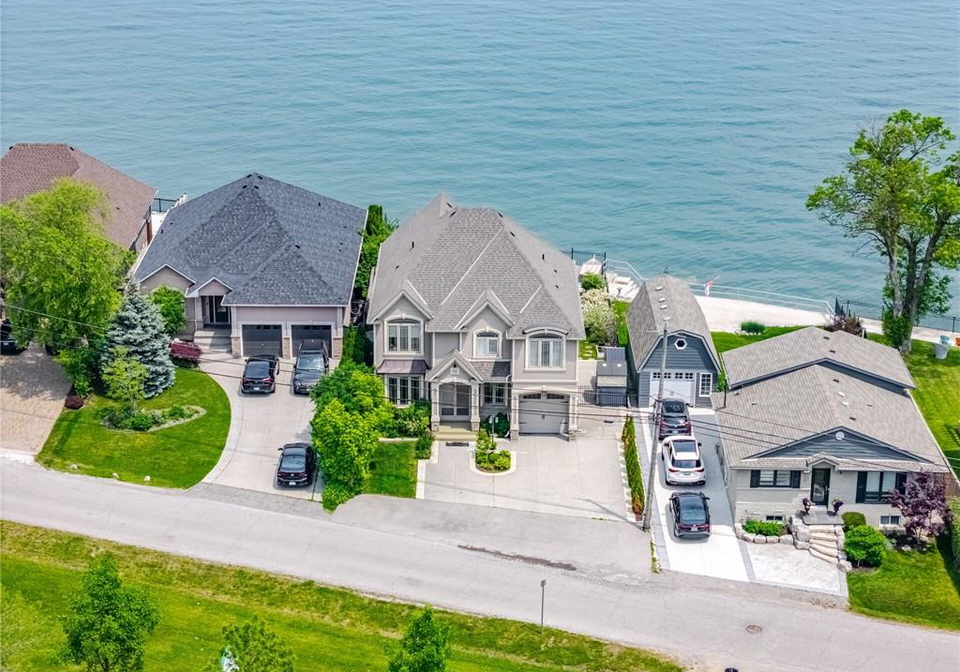 64-seabreeze-crescent-stoney-creek-ontario-40739354
