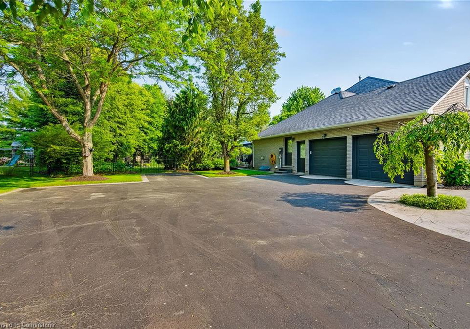 27-gladiola-drive-carlisle-ontario-40739358