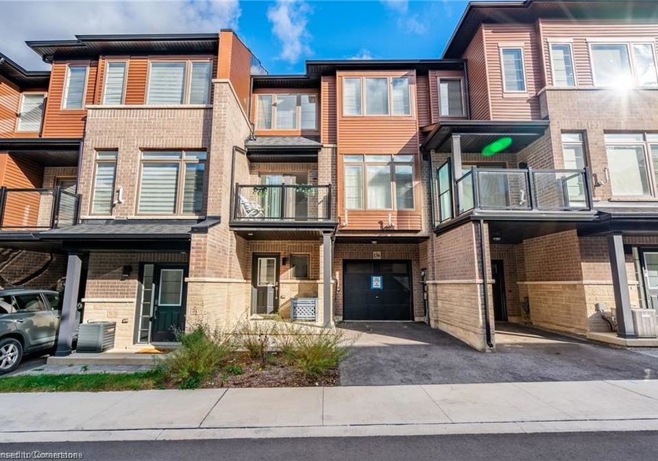 61-soho-street-stoney-creek-ontario-40739362
